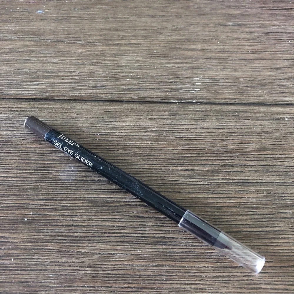 Julep Gel Eye Glider in color rich brown